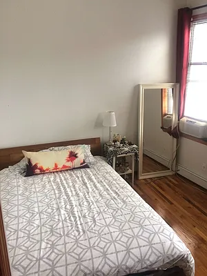 Rented by Nooklyn NYC LLC | media 12