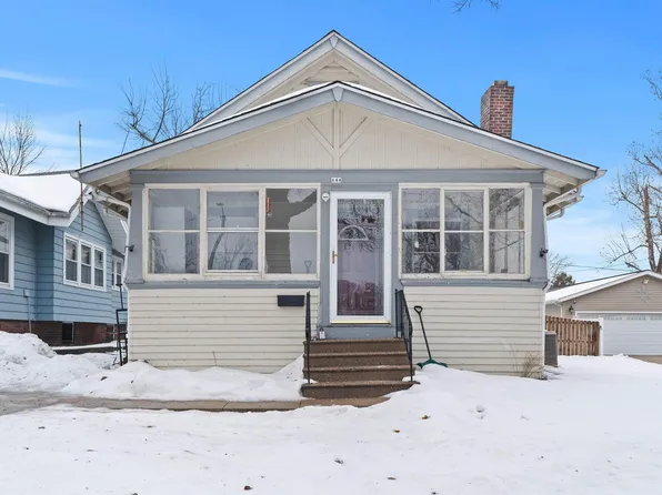 144 35th St NE, Cedar Rapids, IA 52402