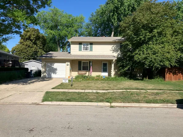 1254 Blackhawk Dr, Elgin, IL 60120