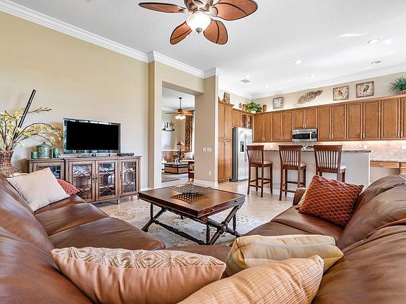 4th image of 10838 Summerville Way
