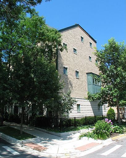 1st image of 1101 N Wolcott Ave