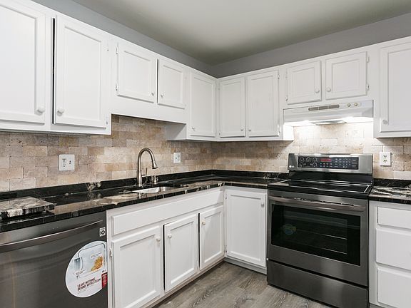 31-33 Town Hill Avenue