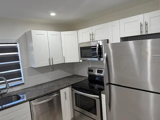 4141 NW 26th St — Photo 20