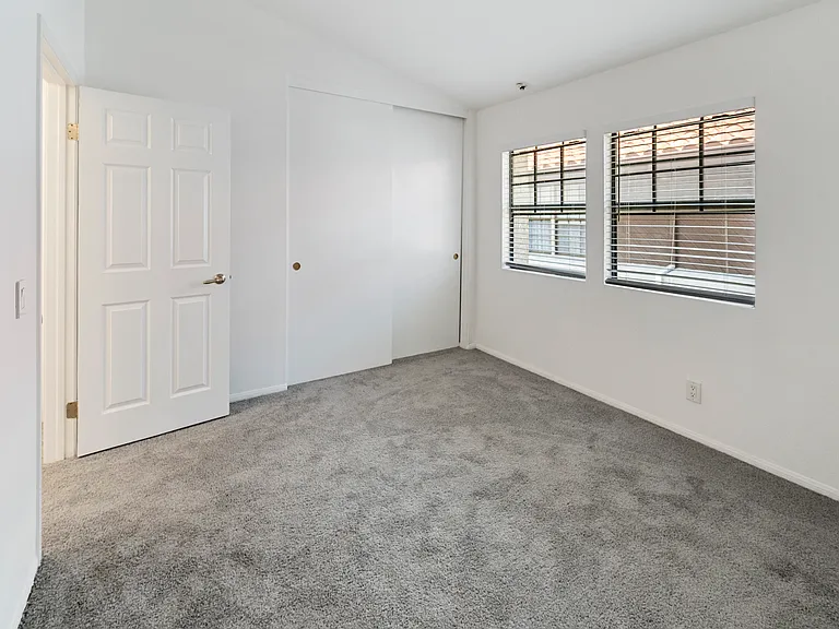 356 Molokai Dr — Photo 40