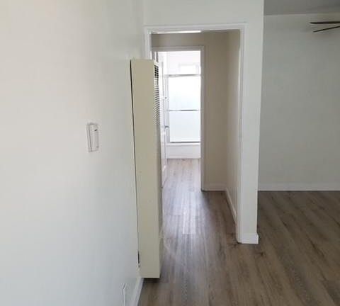 3rd image of 8914 1/2 Reading Ave #8914