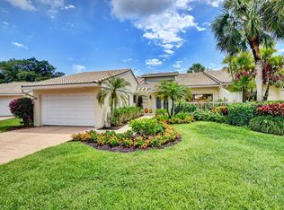 82 Hampshire Ln, Boynton Beach, FL 33436