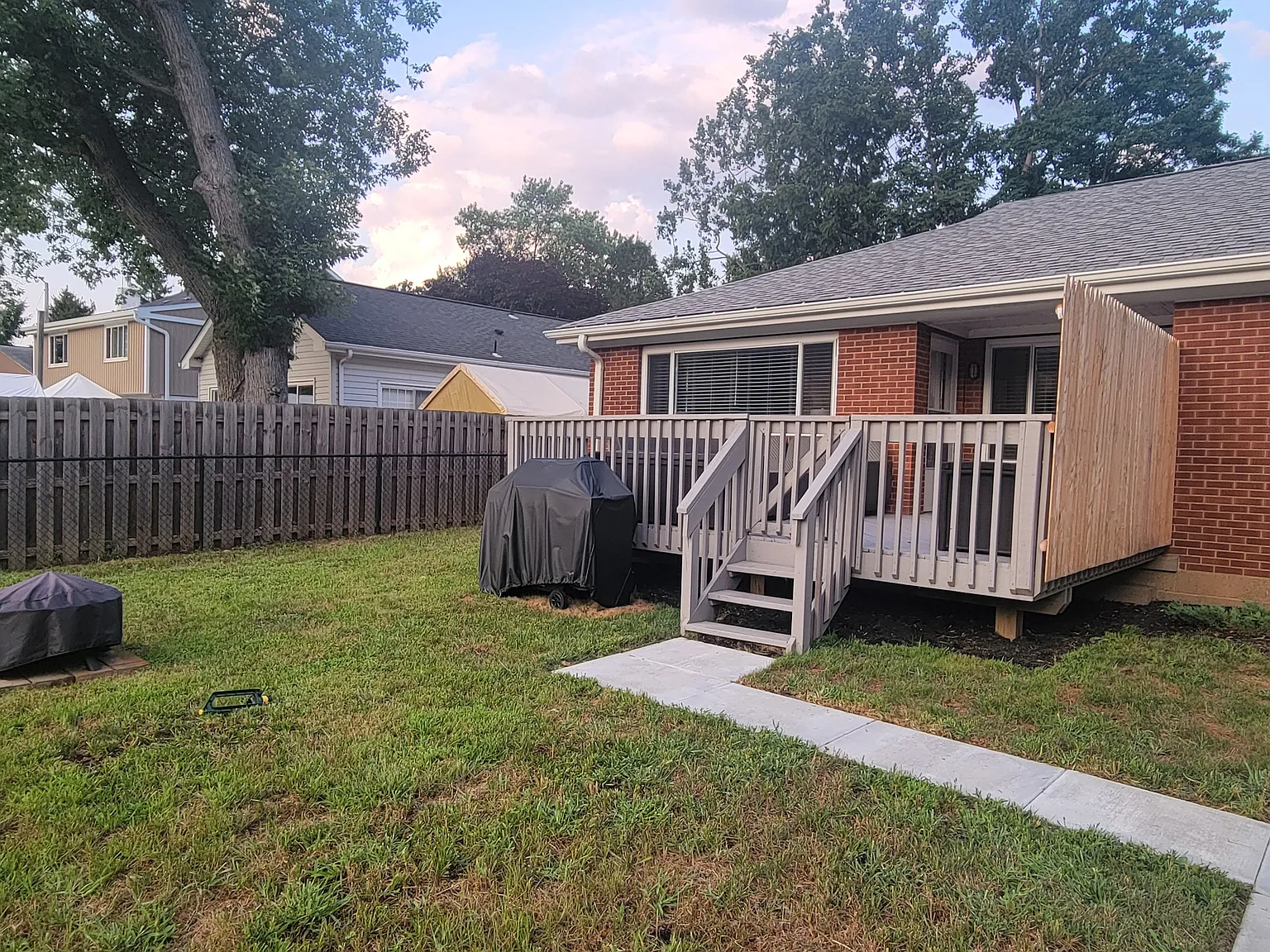 2 bed, 1600 sqft, $1,900 — Photo 3