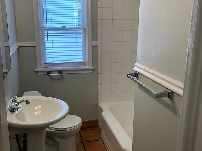 271 E 5th Ave #271 — Photo 3