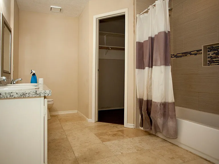 7219 Caddo Lake Ln — Photo 10