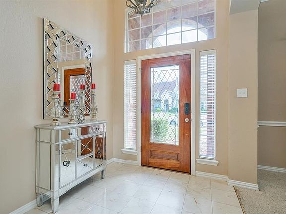 4th image of 816 Cascades Dr