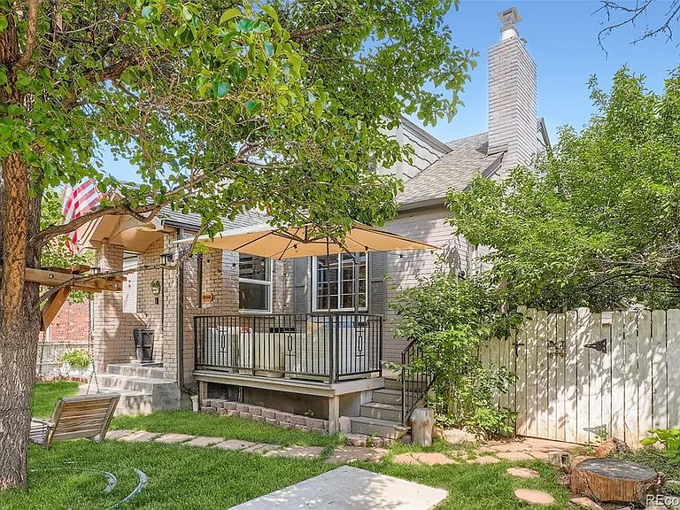 3070 Ash St — Photo 4