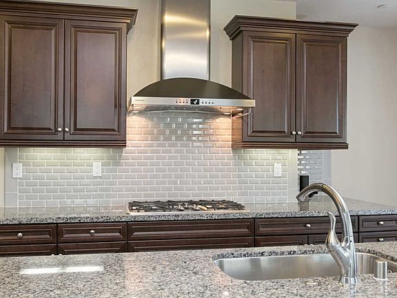 5th image of 13954 Baileyana Ln