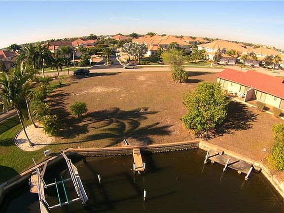 5th image of 164 Tropicana Dr