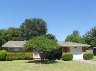 13307 Mount Castle Dr, Farmers Branch, TX 75234
