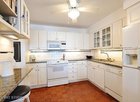 5th image of 1440 N Lake Shore Dr APT 21DY