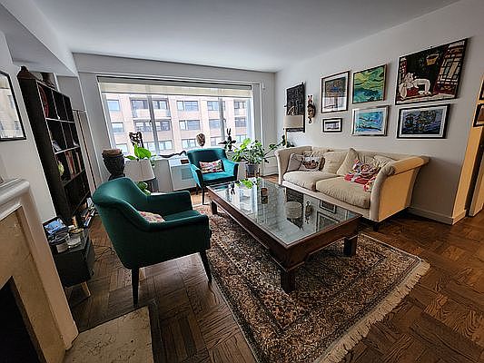1st image of 41 W 58th St #4CD