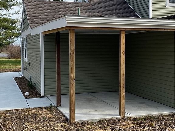 5th image of 2803 State Rd