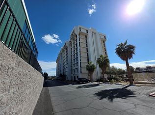 3930 University Center Dr APT 102, Las Vegas, NV 89119