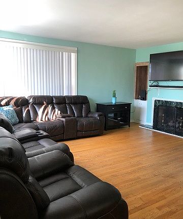 4th image of 12739 Highland Ave