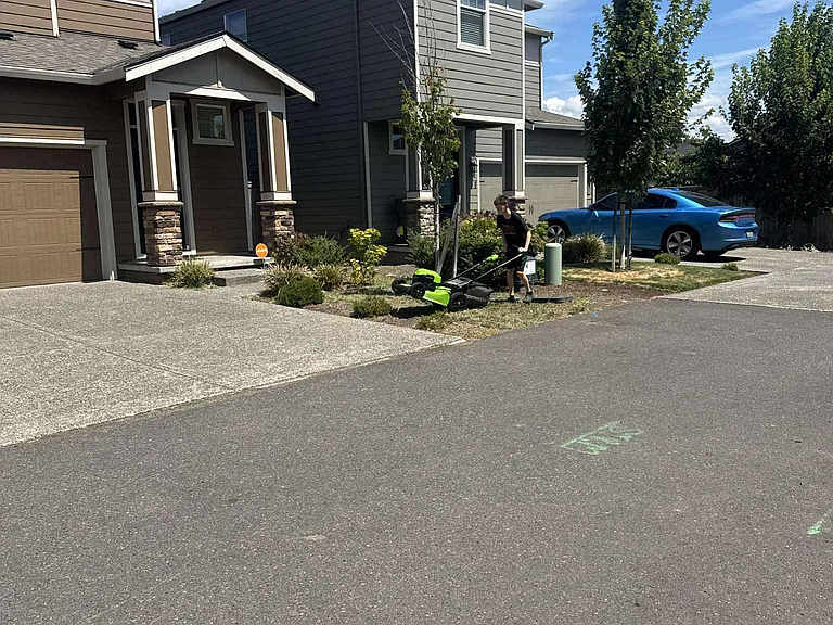 NE 72nd Way — Photo 8
