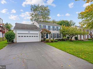 12532 Falconbridge Dr, Gaithersburg, MD 20878