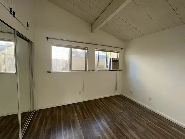 2316 Santa Ana Ave — Photo 5