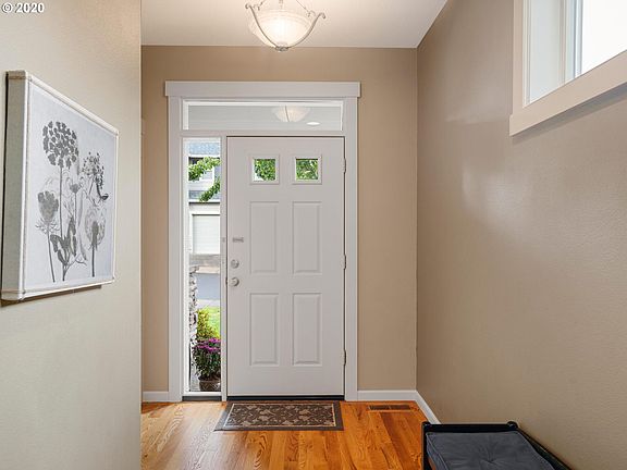 2nd image of 1586 SE 63rd Pl