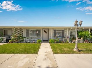 1542 M 2, Seal Beach, CA 90740