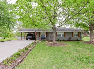 1315 Shelby McCallum Dr, Benton, KY 42025