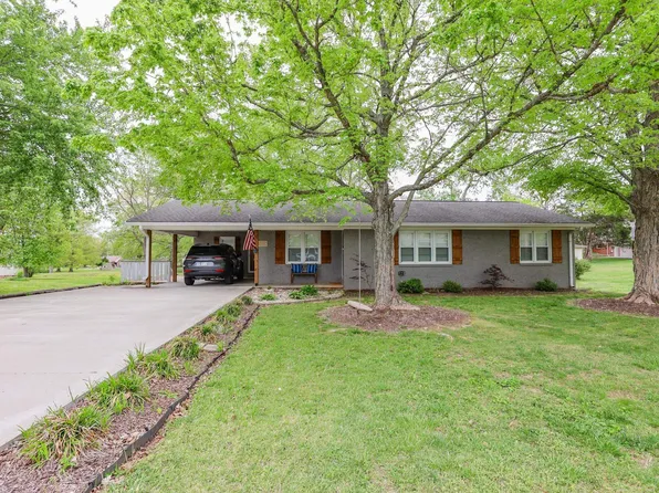 1315 Shelby McCallum Dr, Benton, KY 42025