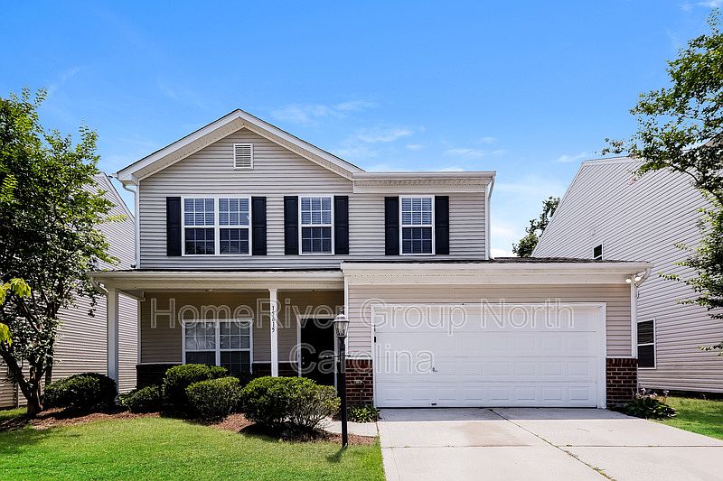 1st image of 15615 Lakepoint Forest Dr