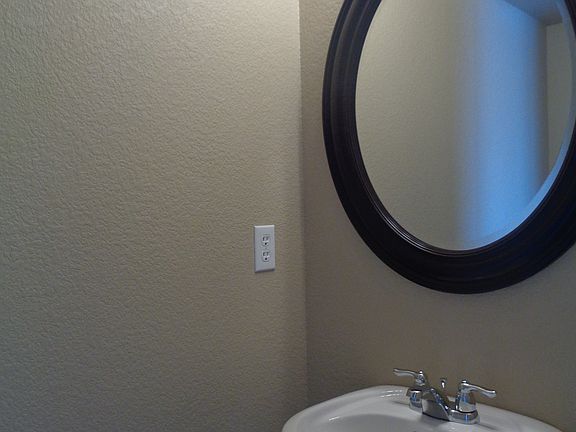 5th image of 2303 Shady Aspen Dr