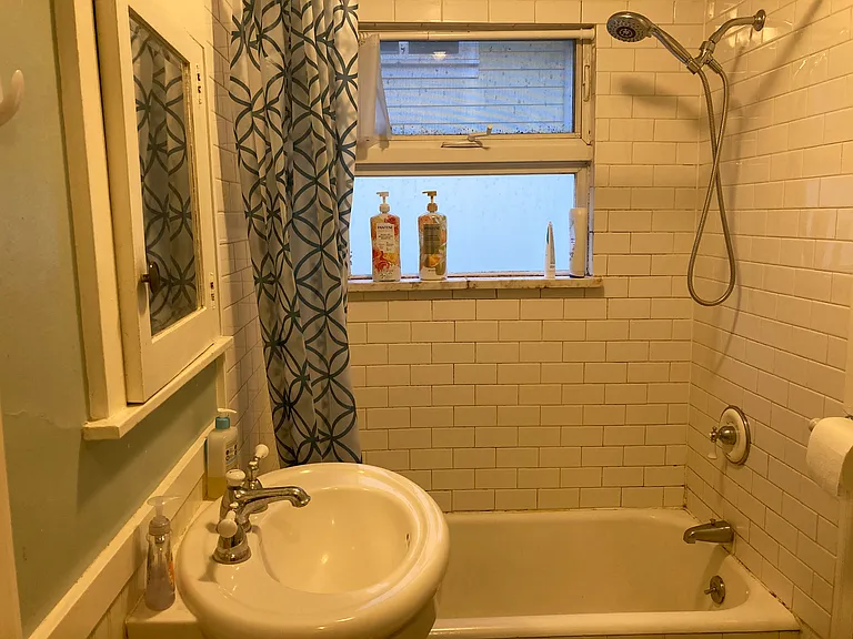 6046 26th Ave NE #A — Photo 11
