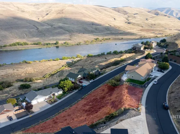 1493 River Rdg, Asotin, WA 99402