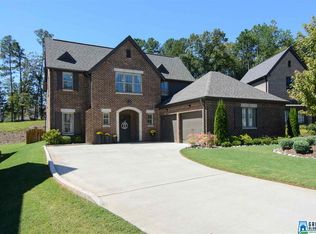 2026 Highland Village Bnd, Birmingham, AL 35242