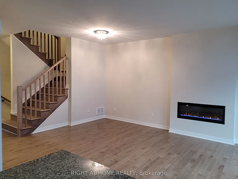 12 Focality Cres — Photo 14