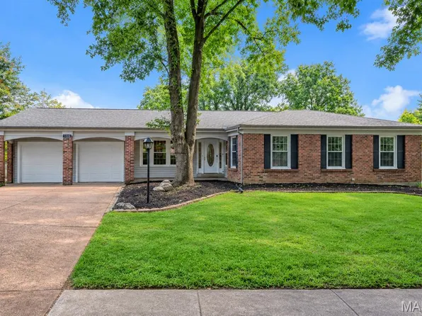 1944 Pepperrell Dr, Saint Louis, MO 63146