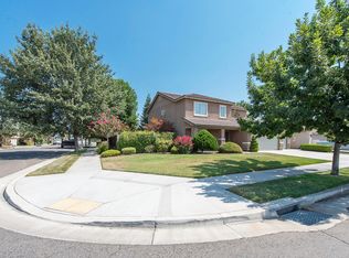 950 W Westmont Ave, Visalia, CA 93277