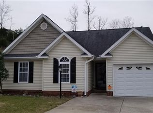 611 Three Oaks Dr, High Point, NC 27265