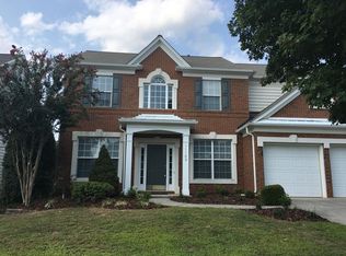 11102 Maplehurst Dr, Charlotte, NC 28277