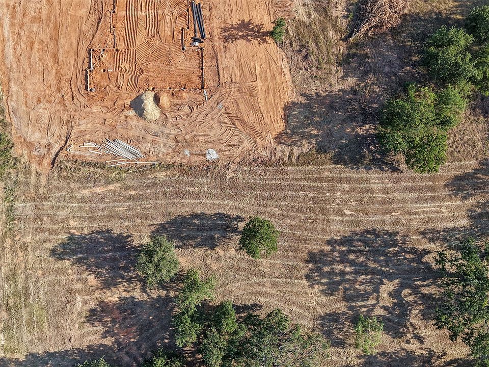 2nd image of 1105 Gonzollas Rd