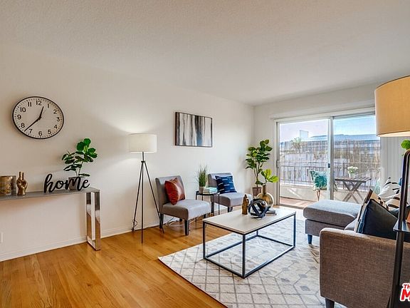 3rd image of 1440 23rd St APT 315