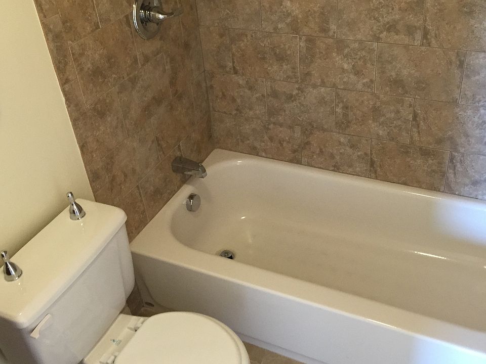 2nd image of 151 William St #1