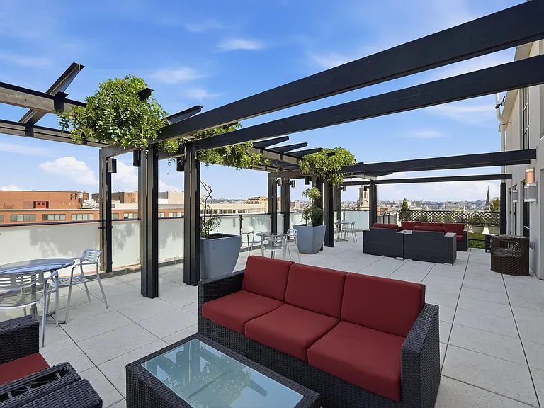 1133 14th St NW #Penthouse 7 — Photo 22