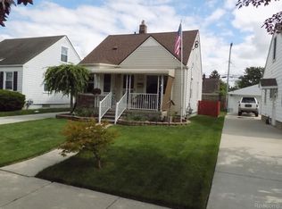 13161 Backus St, Southgate, MI 48195