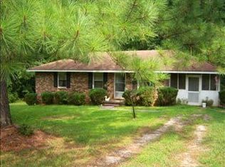 15 Meadow Wood Dr, Covington, GA 30014