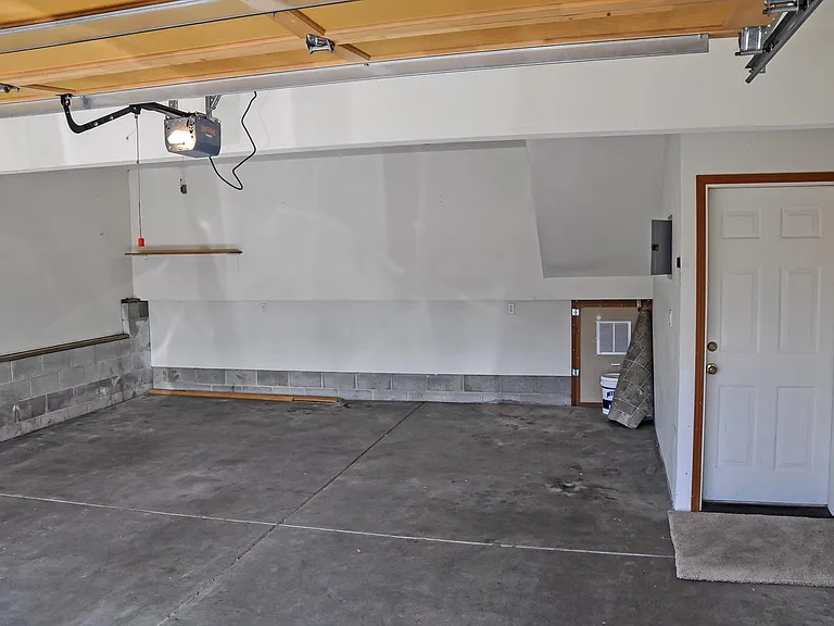 1231 Springbrook Rd — Photo 8
