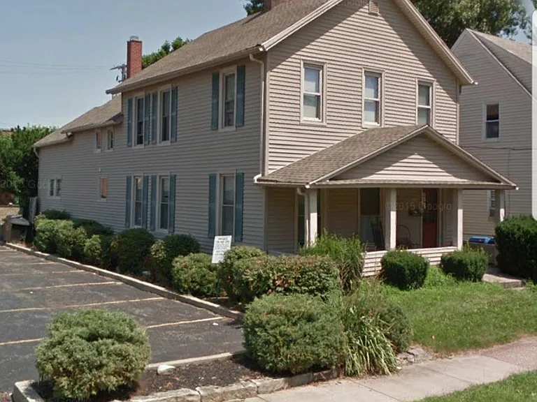 75 E Bridge St — Photo 1