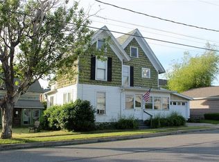 606 Mary St, Clayton, NY 13624