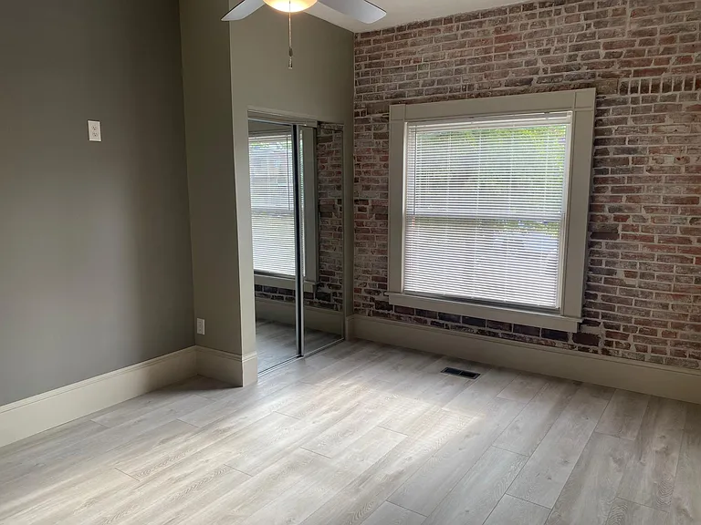 2137 California Ave — Photo 16